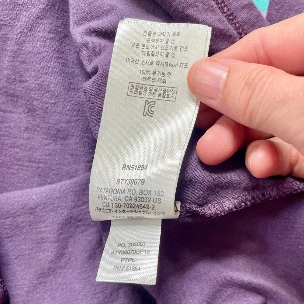 Patagonia Violet Purple Tee Vibrant Logo Small Organic Cotton Regular Fit - Picture 6 of 7
